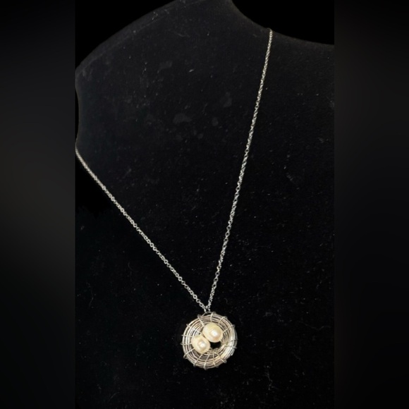 Nest Necklace With 2 Eggs. NWOT - Picture 5 of 7